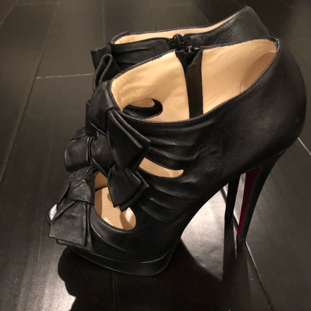Christian louboutin heels great condition